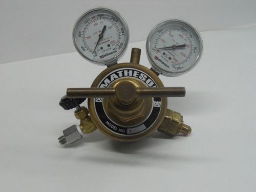 Matheson High Pressure Gas Regulator Model 9 w. Valve