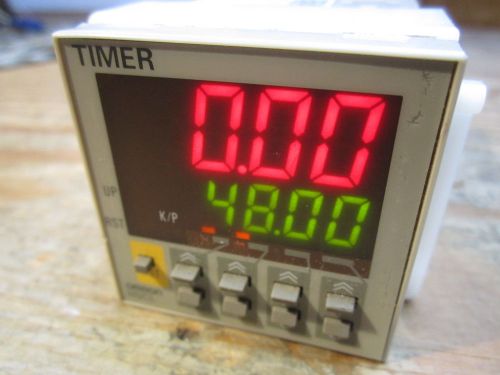 OMRON Timer + Socket H5CL-A SOURCE100-240VAC AUX POWER 12VDC 50mA Used