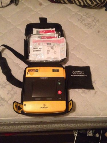 Medtron* lifepak 1000 defib aed life saving device for sale