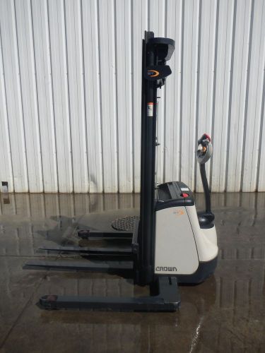 CROWN ST3000-20 ST-3000 2000 LB ELECTRIC WAREHOUSE WALKIE STACKER FORKLIFT