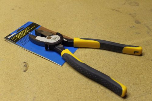 Ideal 30-4430 wireman 9-1/4&#034; side-cutting pliers w/crimp and fish tape puller for sale