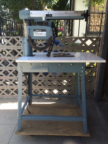 Delta Model 10 Deluxe Radial Arm Saw with Automatic Brake LA AREA