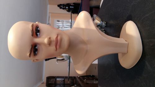 1 PIECE !! Male &#034;Long Neck&#034; Mannequin HEAD LifeLike-Mannequin cheap Mannekin