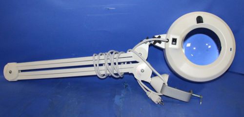 (1) Used Luxo KFM 17115 45&#034; Patented Internal Spring K-Arm Magnifier
