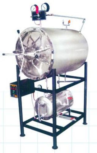 Autoclave Horizontal High Pressure :  400x600mm / 6KW / 78ltrs.