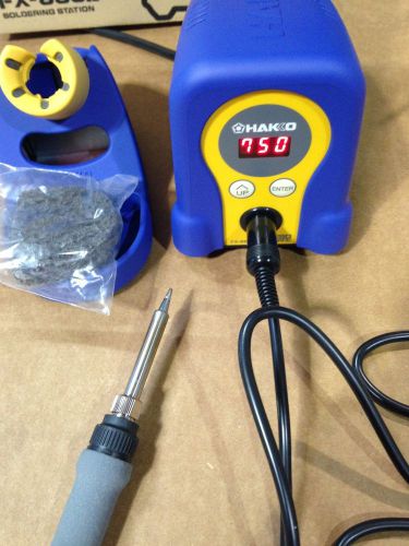 SOLDER FX-888D STATION DIGITAL wand and station plus acces&#039;s