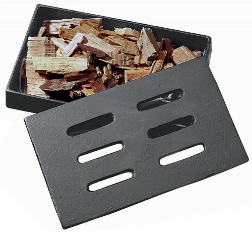 Iron Smoker Chips Box Grilling Cooking Outdoor Barbecue Wood Chips Outdoor Roast