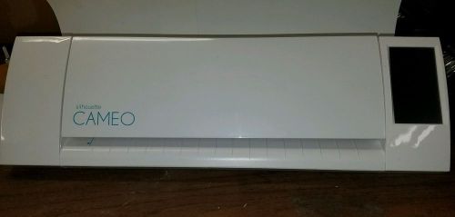 Silhouette cameo cutter lcd screen. gently used! with extras! for sale