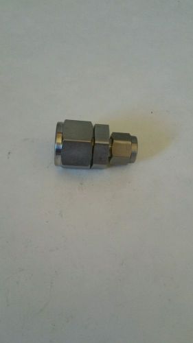 Swagelok ss-810-6-4,reducing union, 1/2 in. x 1/4 in. tube od for sale