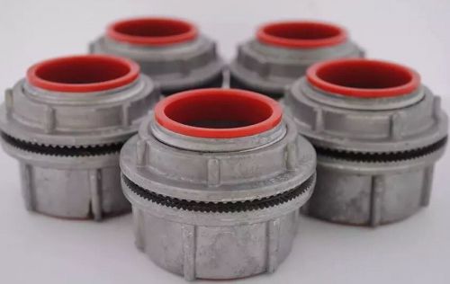 Set of 5 myers sta-4 scru-tite posi-lok insulated conduit hub 1-1/4 inch for sale