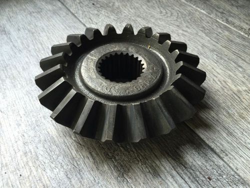 5 1/2&#034; industrial Machine Age Steel/Cast Iron gear sprocket steampunk lamp base