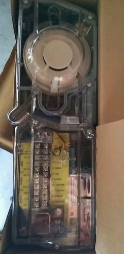 System sensor 4 wire duct smoke detector model # d4120 new innovair for sale