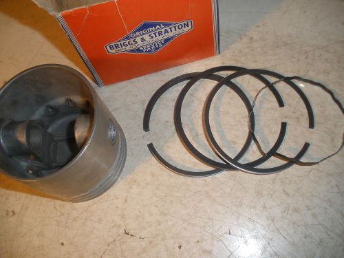 Vintage NOS Briggs &amp; Stratton Piston Assembly 299085 Gas Engine Mower Tiller