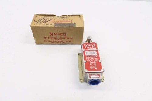 NEW NAMCO SL3B2W SNAP-LOCK LIMIT SWITCH 125/250/480/600V-AC 20/15/10/5A D531813