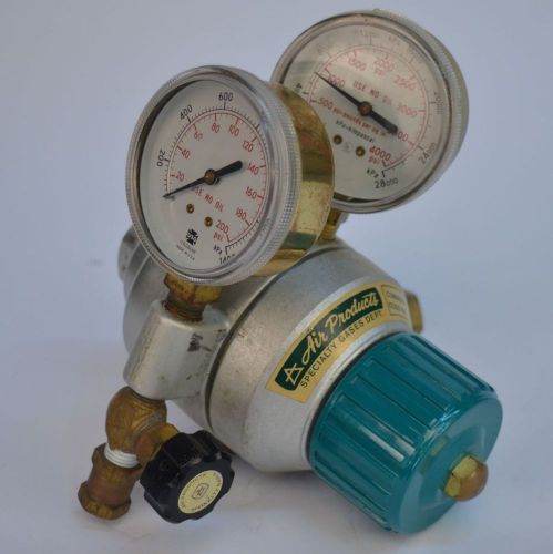 Air Products E12-1-N515F Two Stage Gas Regulator