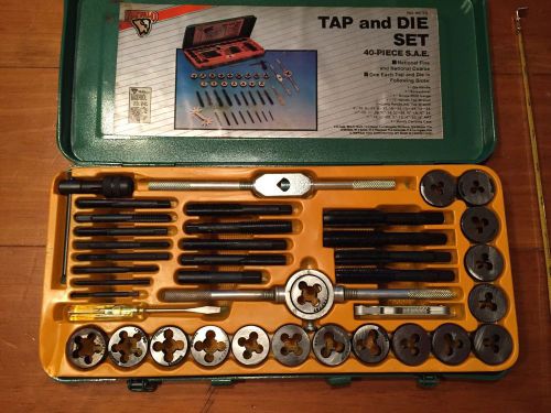 Buffalo Vintage Tap and Die Set 40 Piece Fine &amp; Coarse Screw Extractor Taiwan