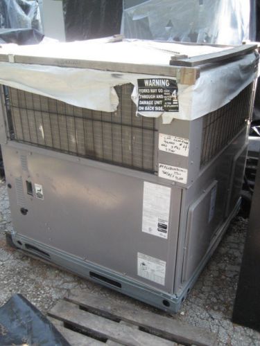 Comfortmaker pgd3 series 5 ton 90k btu packaged gas heating/electric cooling-new for sale