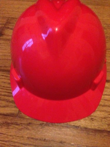 NEW  MSA RED HARD HAT 495736, V-GARD