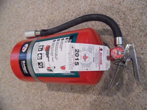 BADGER HALOTRON 1 FIRE EXTINGUISHER MODEL 11 HB 11 LB with WALL BRACKET,SIGN
