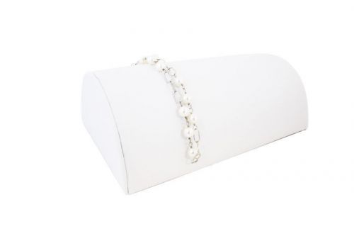 8 1/4&#034; x 4 3/4&#034; x3&#034; White Leatherette Half Moon Bracelet Watch Chain Ramp