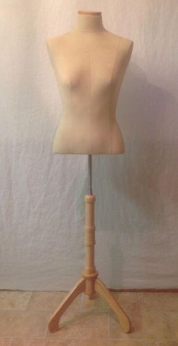 Female Form Mannequin Manequin Manikin Dress Form Display Natural Finish