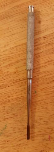 henry schein bone chisel straight wide 100 0239