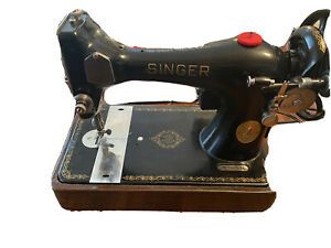INDUSTRIAL STRENGTH HEAVY DUTY SINGER SEWING MACHINE, 20 oz LEATHER