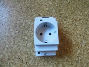 250V /16A Einbausteckdose Hutschiene Zhlerschrank Verteilerschrank Steckdose