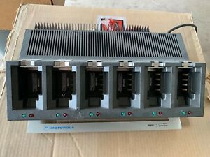 MOTOROLA MX300 / STX MULTI UNIT RAPID CHARGER MX 300 Radios Police Radio Charger