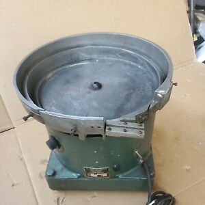 EB01C SYNTRON VIBRATORY BOWL-TYPE PARTS FEEDER -  #28925