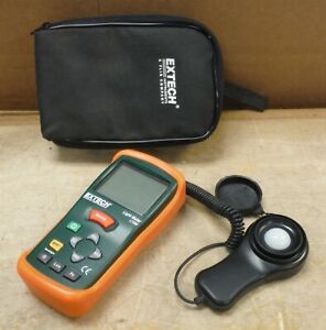 CLEAN LIGHT USE • ExTech LT300 Digital Light Meter in Soft Case FREE SHIP t02