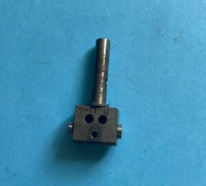 *USED* 62218A-12 (X-12)-GENUINE UNION SPECIAL-NEEDLE HEAD *FREE SHIPPING*