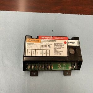 Honeywell S8670K3000 Continuous Ignition Control Module S8670K | A 410