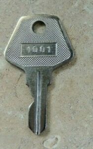 H-S 1001 Single Key for CRS Model 18 Cash Drawers &amp; HS-502 Register Locks