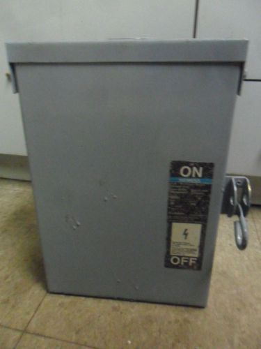 Nice siemens ite nr322 60 240v fusible 3r raintight safety switch disconnect for sale