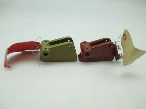 LOT 2 DORR OLIVER ASSORTED D23292 8A LEVER SWITCH D386702