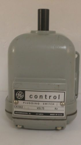 GE PLUGGING SWITCH CR2962 F2A *NEW SURPLUS*