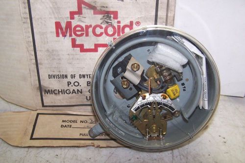New mercoid pressure switch da-31-2-5 pressure switch 60 psig 120/240v 1/4&#034; npt for sale