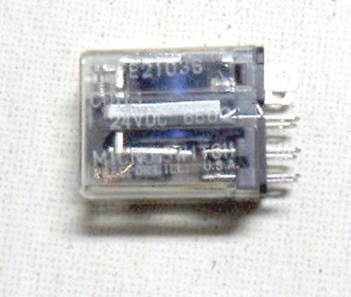 (L27-5) 1 NEW MICRO SWITCH 8 BLADE RELAY FE21036