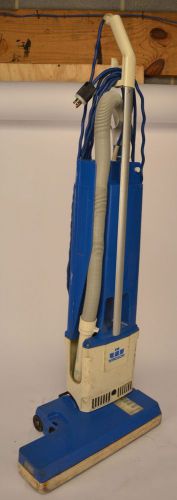 Windsor versamatic vse 1-3 upright vacuum with vse 2-3 power head for sale