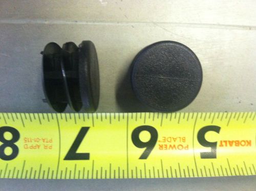 1&#034;round plastic plug black set of 4