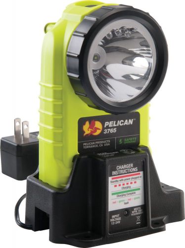 Pelican 3765 Rechargeable Flashlight Yellow w/ Black Shroud (3715 Rechargeable)