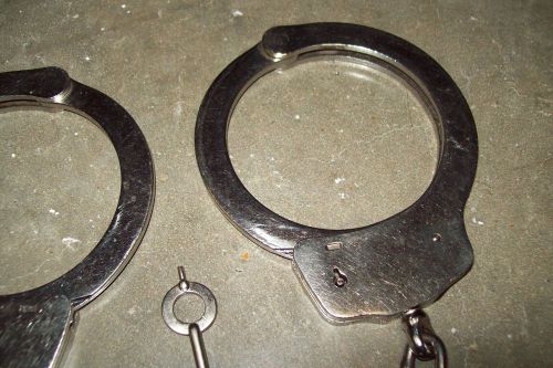 Handcuffs leg irons with key