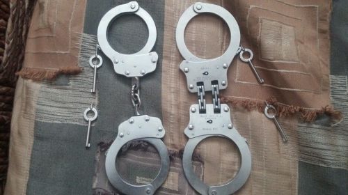 Peerless handcuffs for sale