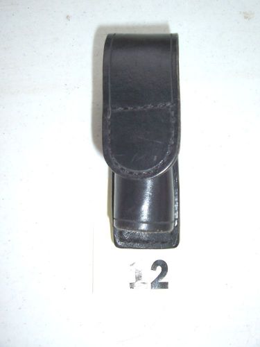 Aker 555 Duty Gear Light Pouch Black Leather Per-owned (item12)