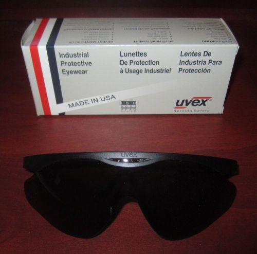 Uvex S2812 Safety Eyewear. Skyper X2 Black Frame Expresso Lens. Ultra-Dura Lens