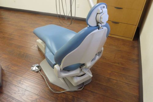 Adec 1040  Dental Chair with Radius Delivery Unit