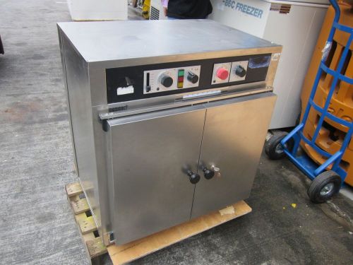 Memmert incubator model b 40, 70 deg c, 1000 watts for sale