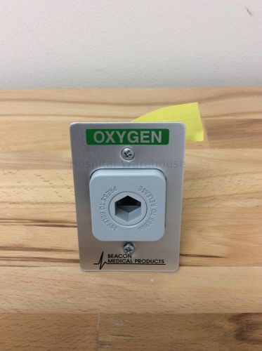 Beacon medical products oxygen station outlet p/n 230930 100 psig max surgical for sale