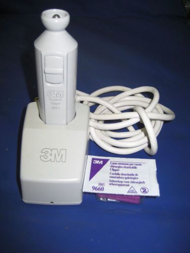Surgical clipper: 3m surgical clipper 9661 (includes 3m 9960 blade) for sale